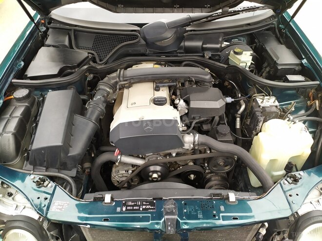 Mercedes E 230 1997, 297,956 km - 2.3 l - Bakı