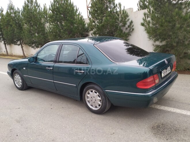 Mercedes E 230 1997, 297,956 km - 2.3 l - Bakı