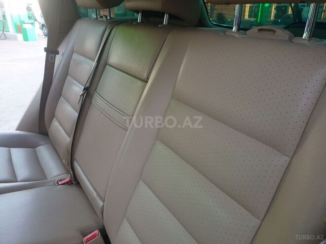 Volkswagen Touareg 2005, 197,000 km - 3.2 l - Gəncə