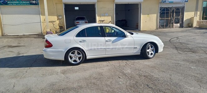 Mercedes E 200 2002, 231,639 km - 2.0 l - Şirvan