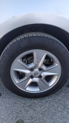 Renault Logan 2013, 255,000 km - 1.6 l - Bakı