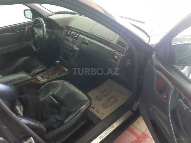 Mercedes E 320 2000, 280,000 km - 3.2 l - Gəncə