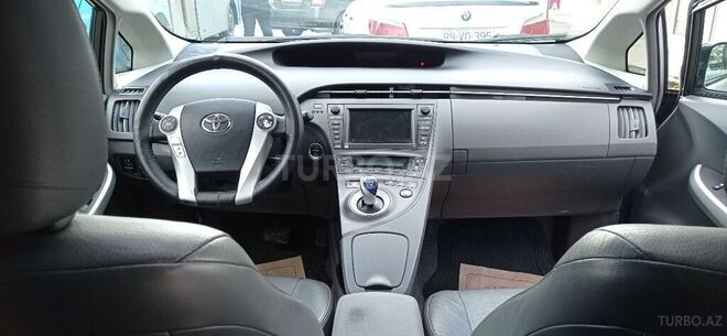 Toyota Prius 2011, 241,402 km - 1.8 л - Bakı