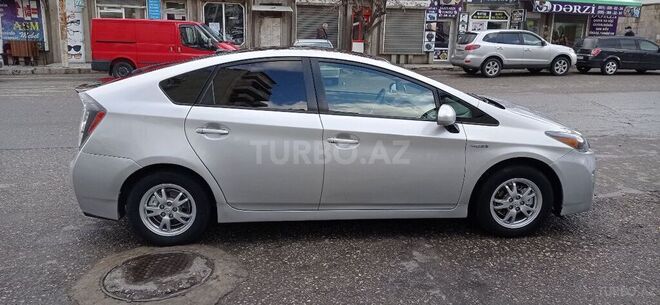 Toyota Prius 2011, 241,402 km - 1.8 л - Bakı