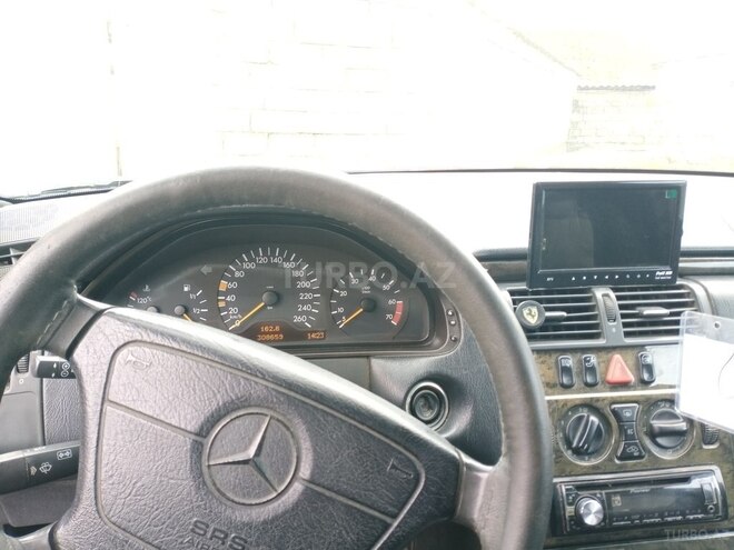 Mercedes E 240 1997, 308,659 km - 2.4 л - Masallı