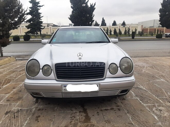 Mercedes E 200 1999, 215,000 km - 2.0 l - Sumqayıt