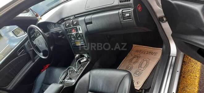 Mercedes E 320 1998, 286,000 km - 3.2 л - Bakı
