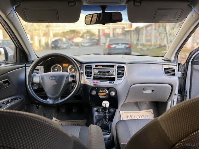 Kia Rio 2005, 290,000 km - 1.5 l - Bakı
