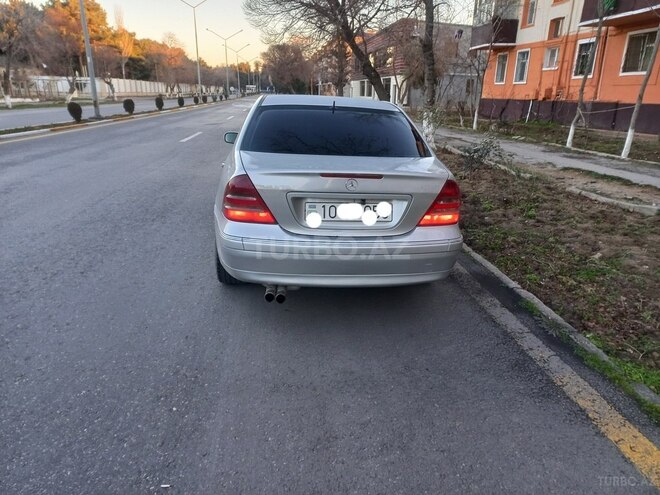 Mercedes C 240 2001, 396,000 km - 2.4 l - Bakı