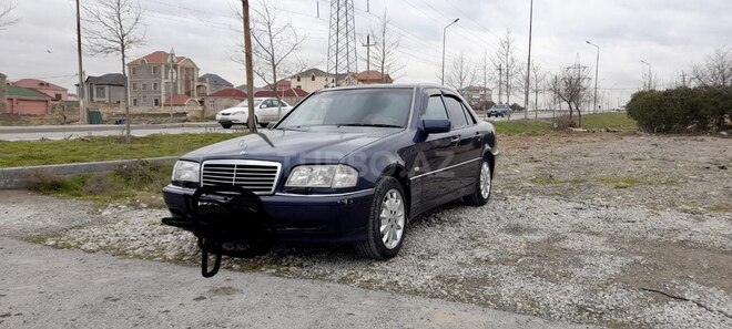 Mercedes C 220 1999, 386,000 km - 2.2 l - Bakı