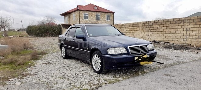 Mercedes C 220 1999, 386,000 km - 2.2 l - Bakı