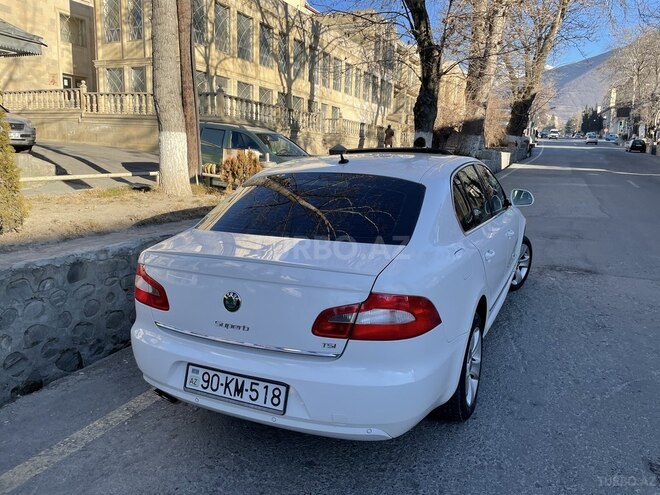 Skoda Superb 2010, 265,000 km - 1.8 l - Şəki