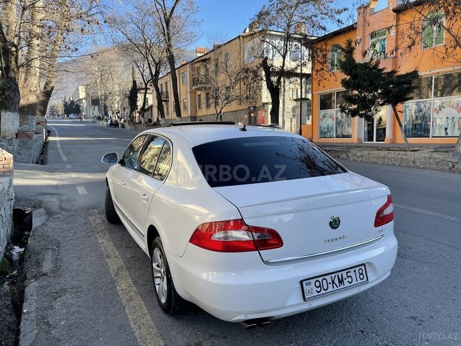 Skoda Superb 2010, 265,000 km - 1.8 l - Şəki