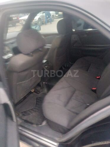Mercedes E 220 1997, 380,000 km - 2.2 l - Bakı
