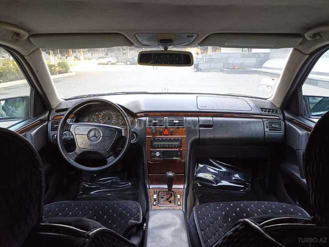 Mercedes E 200 1998, 295,000 km - 2.0 l - Xırdalan