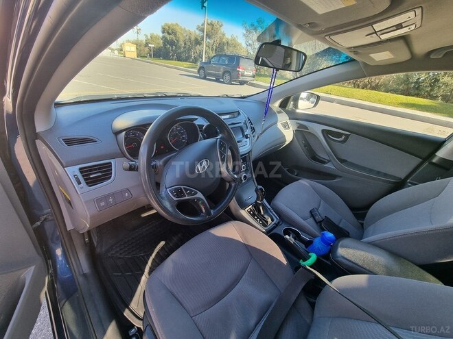 Hyundai Elantra 2015, 71,000 km - 1.6 l - Bakı