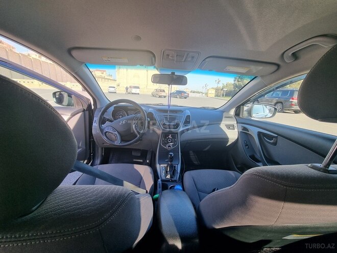Hyundai Elantra 2015, 71,000 km - 1.6 l - Bakı