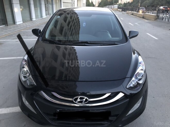 Hyundai i30 2013, 90,000 km - 1.6 л - Bakı