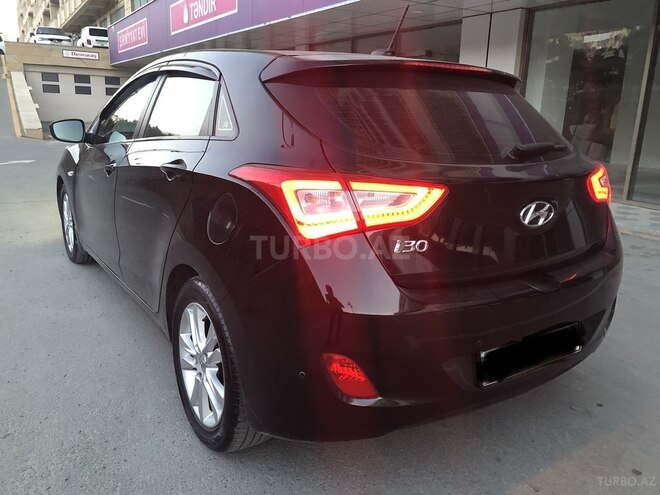 Hyundai i30 2013, 90,000 km - 1.6 л - Bakı