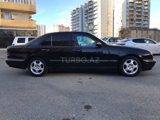 Mercedes E 220 2000, 500,000 km - 2.2 l - Bakı