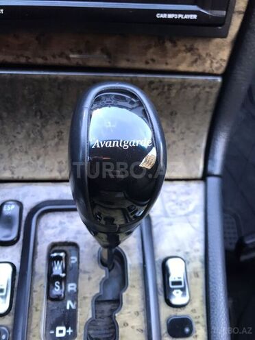 Mercedes E 220 2000, 500,000 km - 2.2 l - Bakı