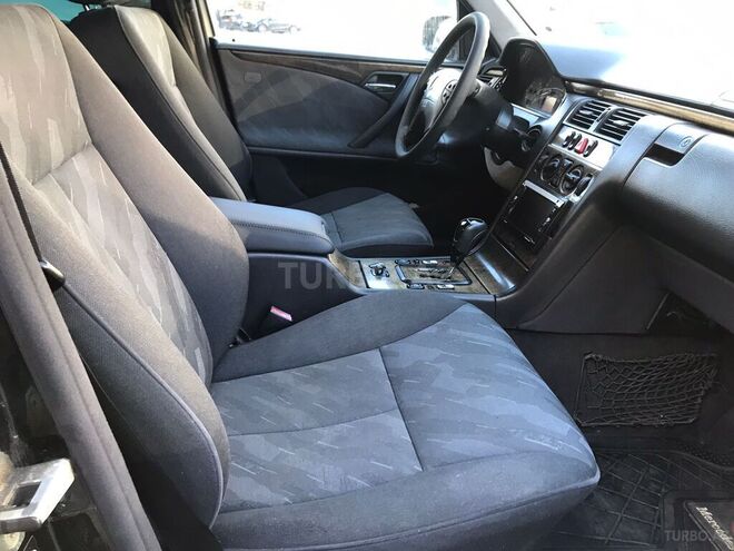 Mercedes E 220 2000, 500,000 km - 2.2 l - Bakı
