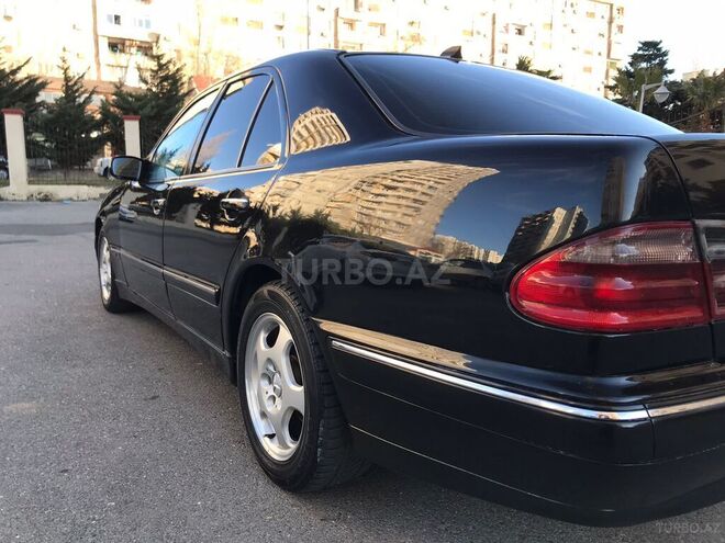 Mercedes E 220 2000, 500,000 km - 2.2 l - Bakı