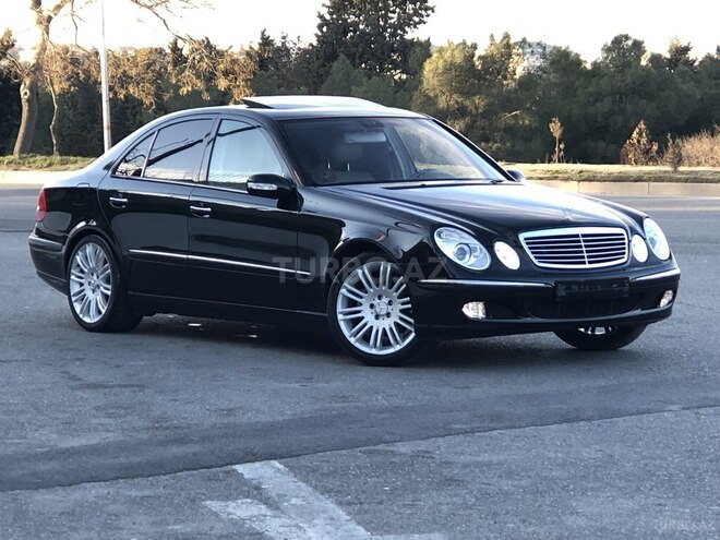 Mercedes E 320 2004, 289,000 km - 3.2 l - Bakı