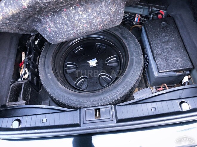 Mercedes E 320 2004, 289,000 km - 3.2 l - Bakı