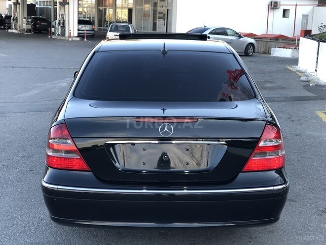 Mercedes E 320 2004, 289,000 km - 3.2 l - Bakı