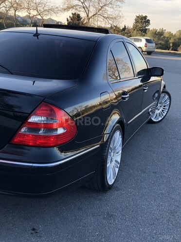 Mercedes E 320 2004, 289,000 km - 3.2 l - Bakı