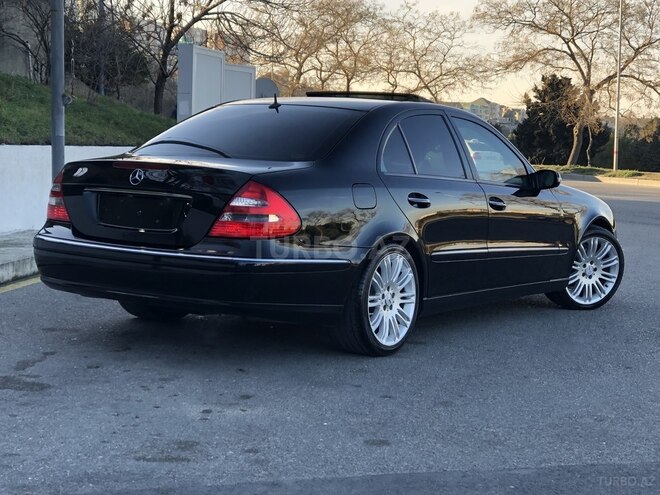 Mercedes E 320 2004, 289,000 km - 3.2 l - Bakı