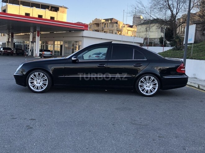 Mercedes E 320 2004, 289,000 km - 3.2 l - Bakı