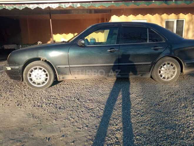 Mercedes E 300 1995, 570,000 km - 3.0 l - Bərdə