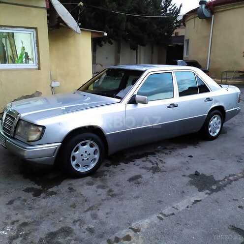 Mercedes E 200 1992, 357,800 km - 2.0 l - Bakı