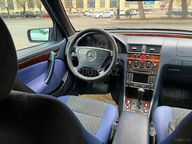 Mercedes C 240 1997, 390,000 km - 2.4 l - Bakı