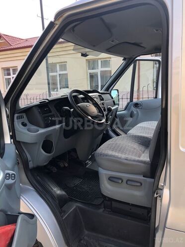 Ford Transit 2009, 242,000 km - 2.4 l - Bakı