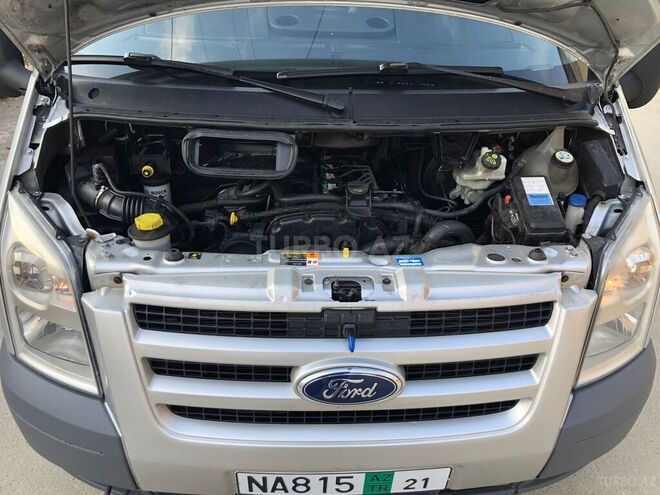 Ford Transit 2009, 242,000 km - 2.4 l - Bakı