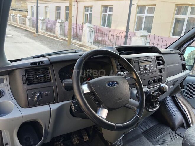 Ford Transit 2009, 242,000 km - 2.4 l - Bakı