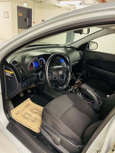 Hyundai i30 2008, 157,886 km - 1.6 l - Gəncə