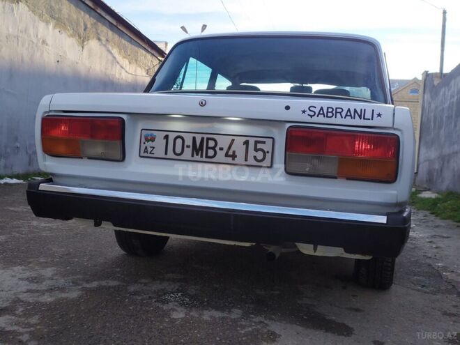 LADA (VAZ) 2107 2004, 80,000 km - 1.6 л - Şabran