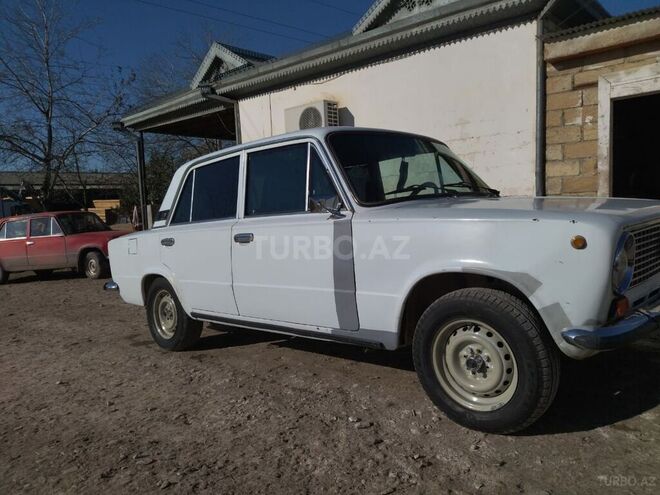 LADA (VAZ) 21011 1976, 99,535 km - 1.6 l - Sabirabad