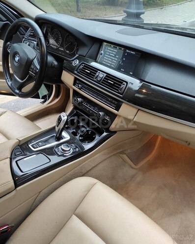 BMW 523 2010, 153,000 km - 3.0 л - Bakı
