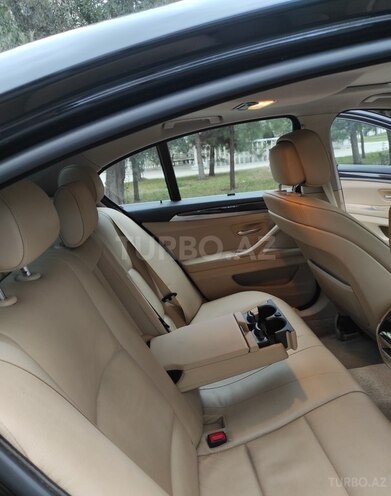 BMW 523 2010, 153,000 km - 3.0 л - Bakı