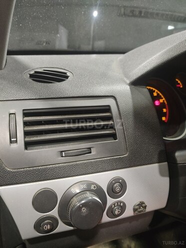 Opel Astra 2006, 173,000 km - 1.4 л - Bakı