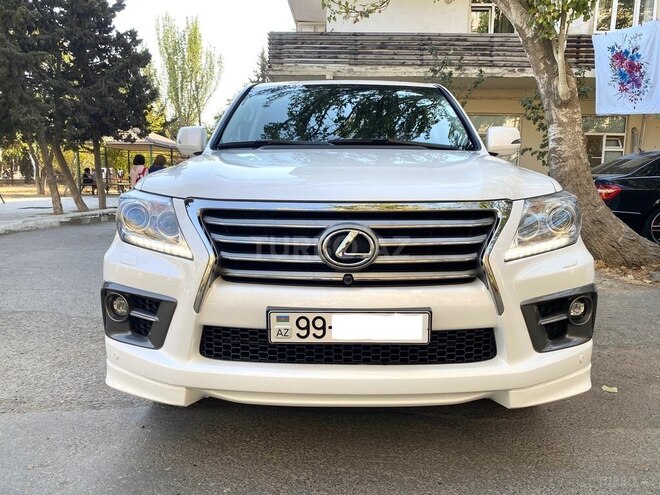 Lexus LX 570 2013, 114,000 km - 5.7 l - Bakı