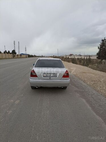 Mercedes C 200 1996, 267,000 km - 2.0 л - Quba