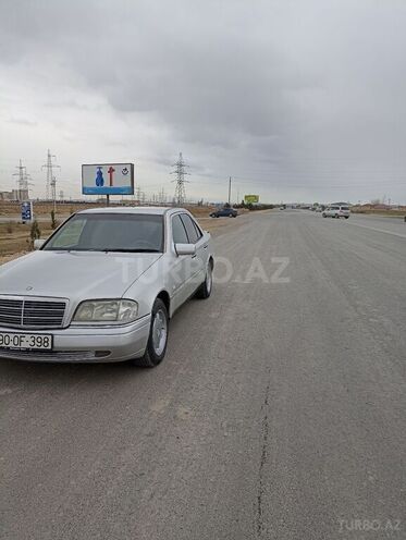 Mercedes C 200 1996, 267,000 km - 2.0 л - Quba