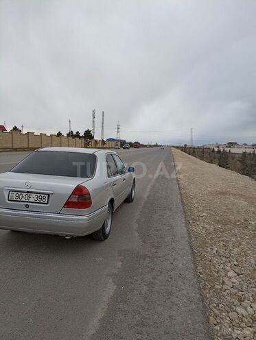 Mercedes C 200 1996, 267,000 km - 2.0 л - Quba