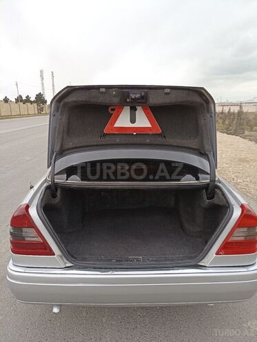 Mercedes C 200 1996, 267,000 km - 2.0 л - Quba